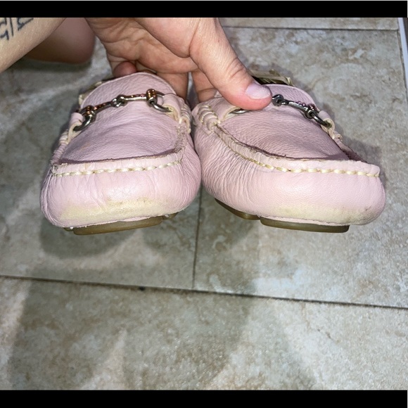 Light pink Nine West loafers. - Picture 5 of 7